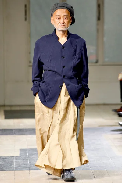 Look 13